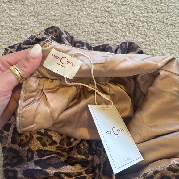 Miss Circle Leopard dress - Picture 11 of 11